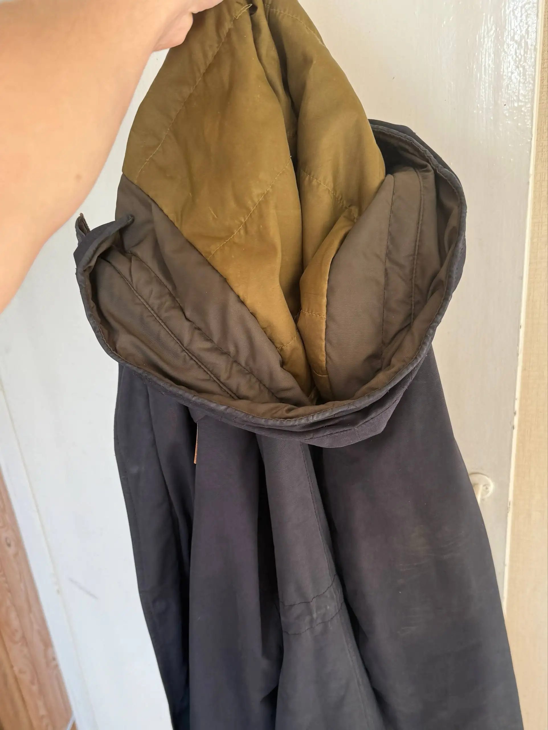 Два теплых пуховика - Верхняя одежда (Одежда) в Томск