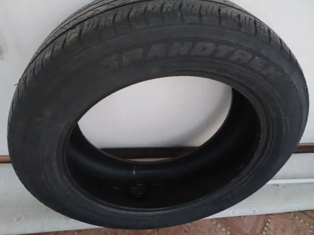 Продажа резины - Запчасти в Томск