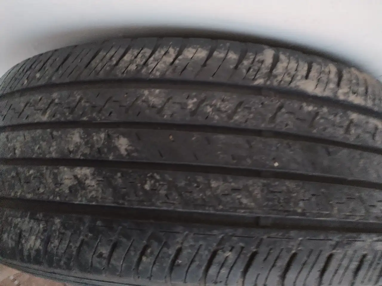 Продажа резины - Шины (Запчасти) в Томск