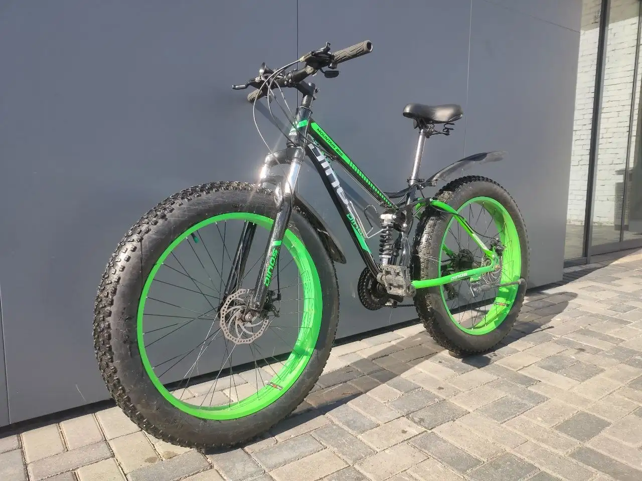 Продам фэтбайк-двухподвес Dinos - Велосипеды (Хобби и отдых) в Северск