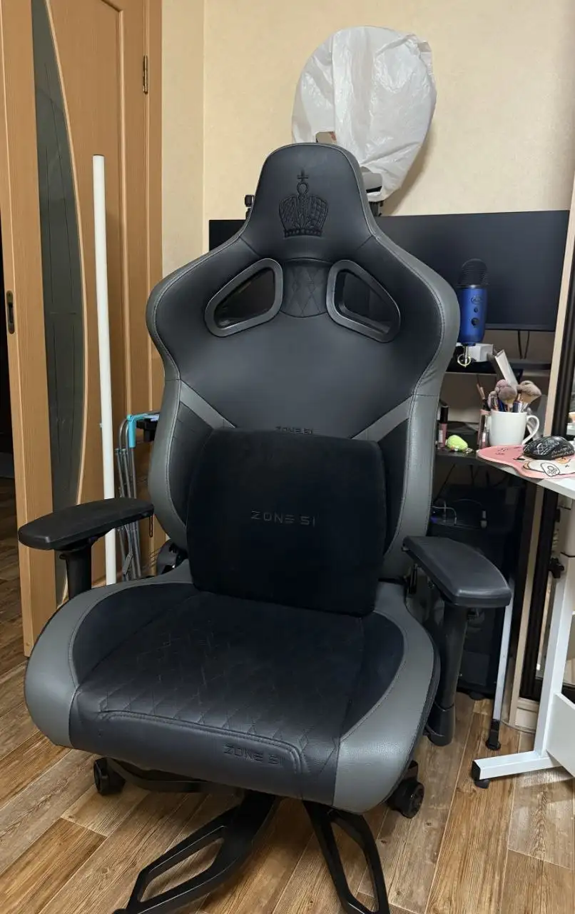 Игровое кресло Zone 51 - Геймерские аксессуары (Хобби и отдых) в Томск