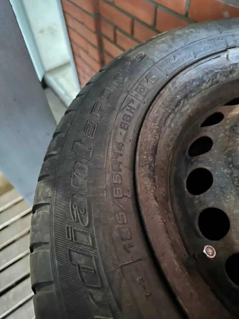 Продам комплект летних колес 4-100 - Шины, диски и колёса (Авто) в Томск