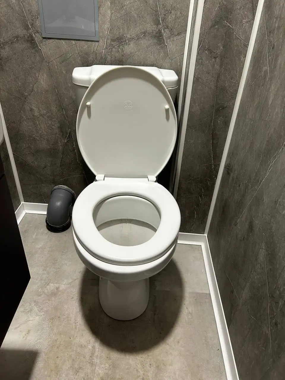 Унитаз б/у в хорошем состоянии - Для дома и дачи в Томск