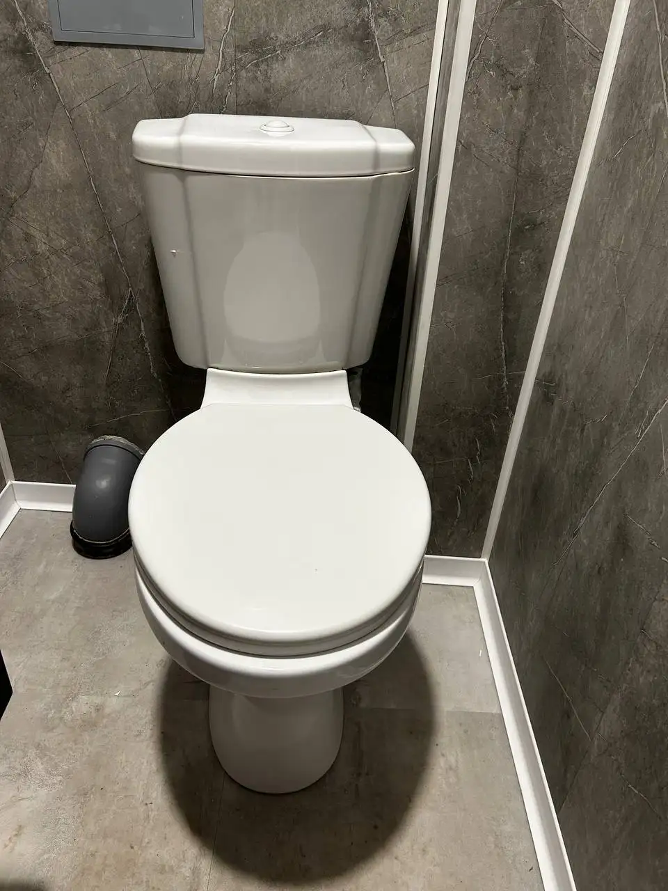 Унитаз б/у в хорошем состоянии - Для дома и дачи в Томск