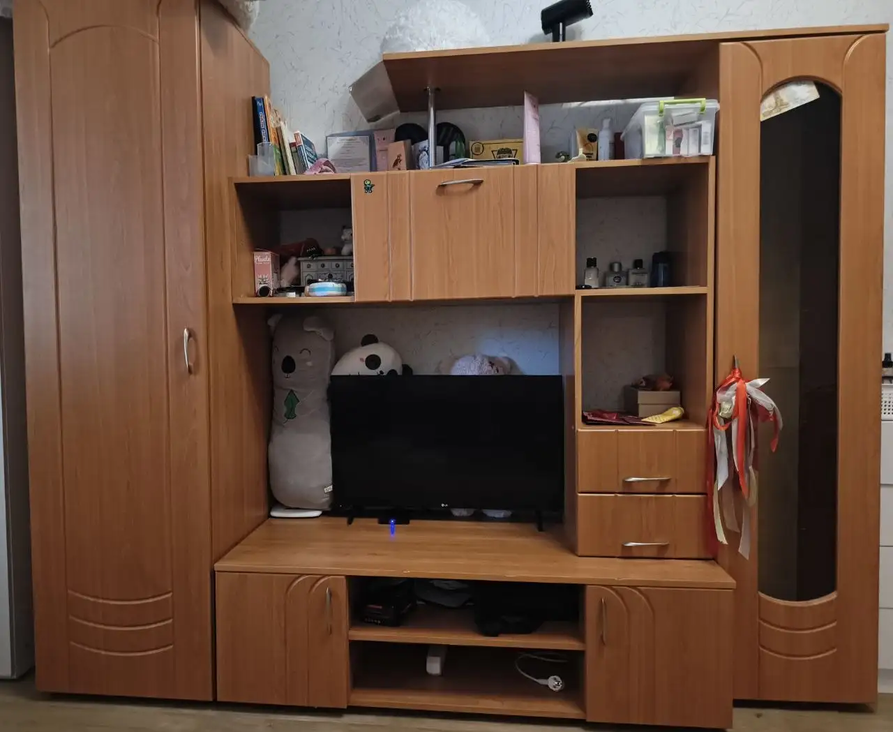 Продам стенку - Мебель (Для дома и дачи) в Томск