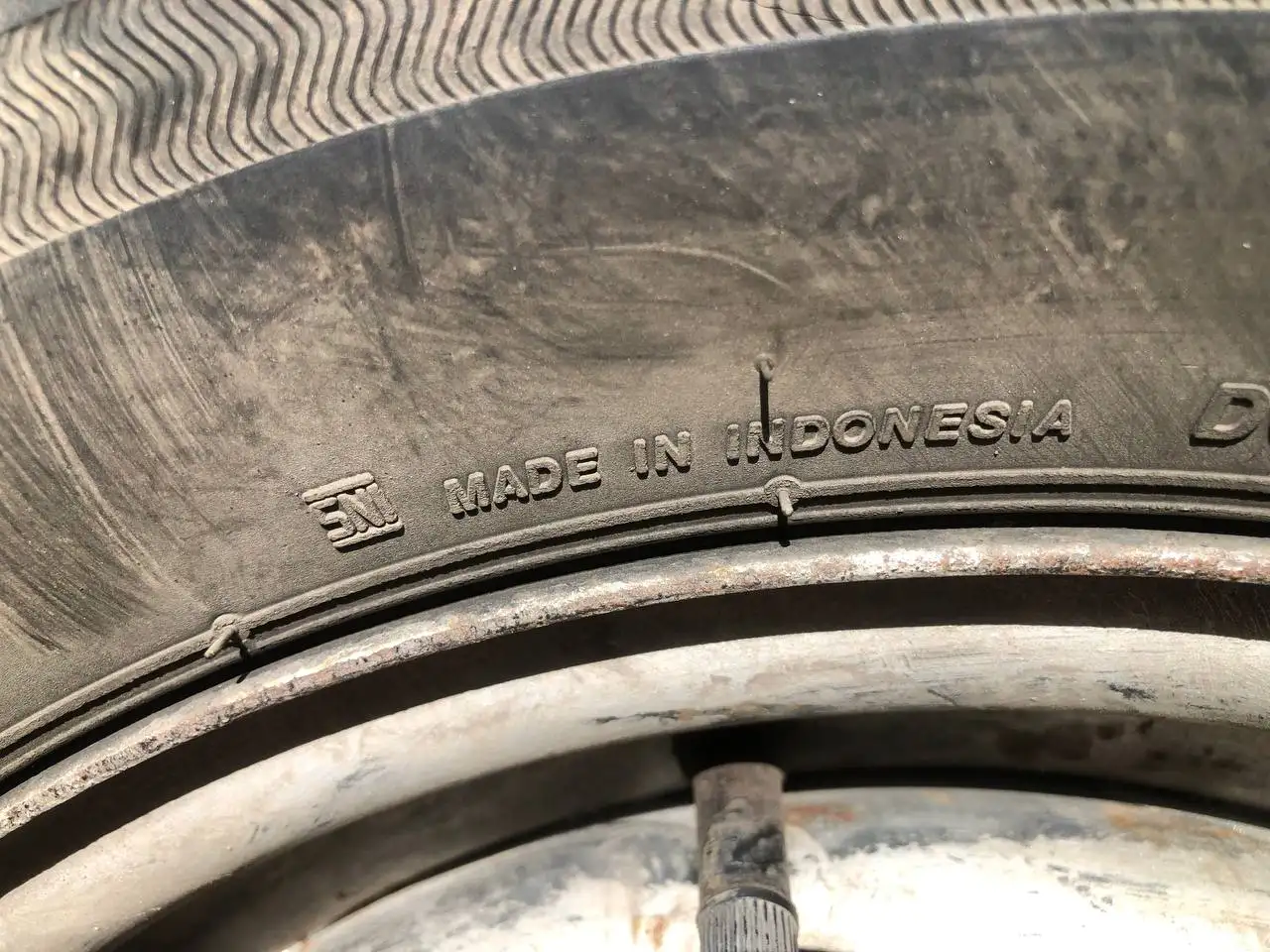 Колеса Bridgestone 185/70/14 на дисках - Шины и диски (Авто) в Томск