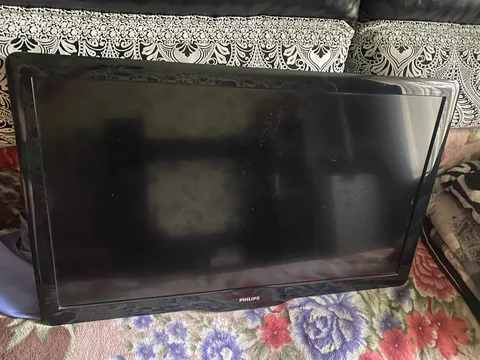 Продам телевизор PHILIPS 42PFL3605/60 - Аксессуары для умных часов в Томск