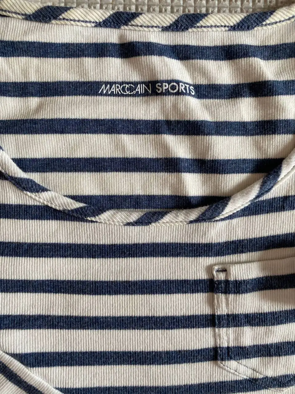 Трикотажное платье MarcCain оригинал, размер 42 - Женская одежда (Одежда) в Томск