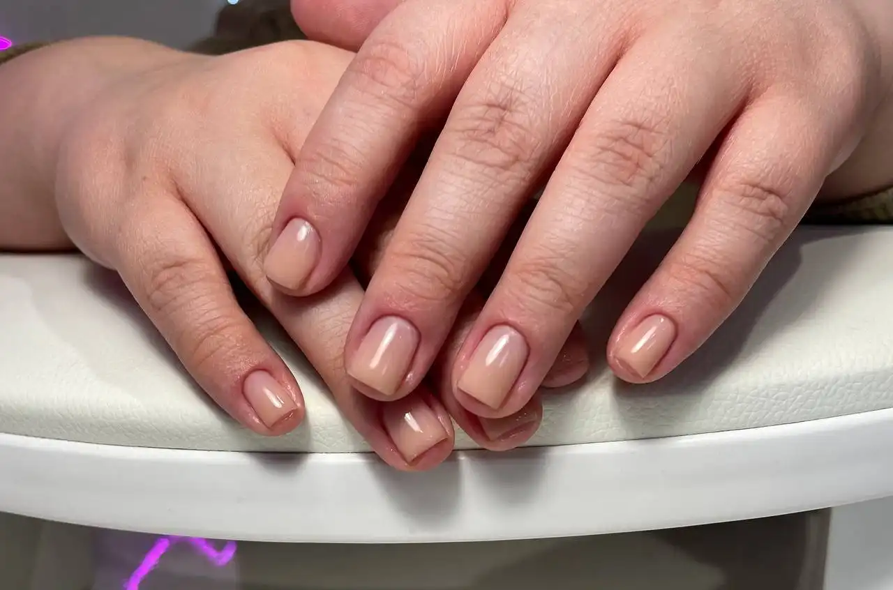 Мастер маникюра Алина