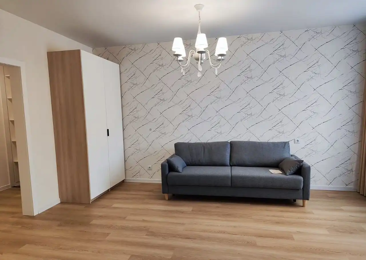 Студия в новом доме на Власихинской 65а