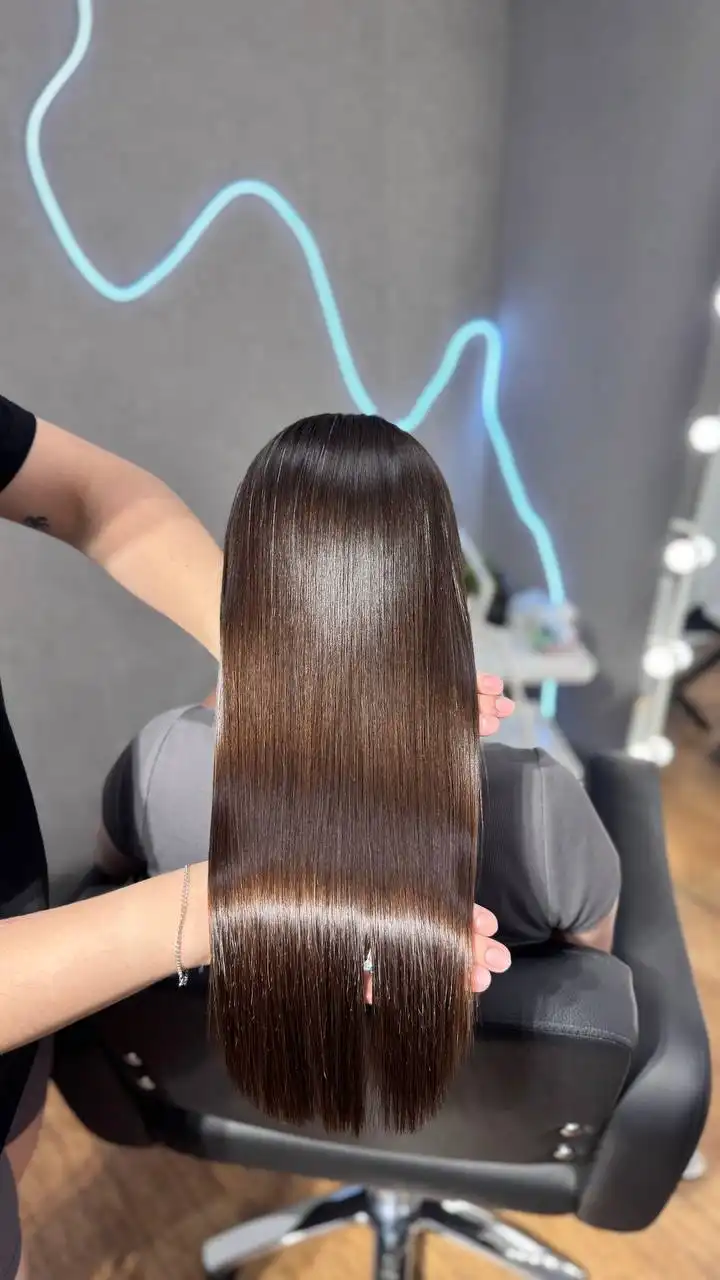 Мастер по реконструкции волос в Барнауле