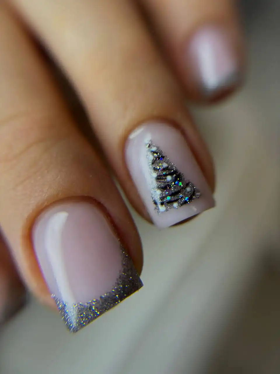 Маникюр с укреплением в Барнауле