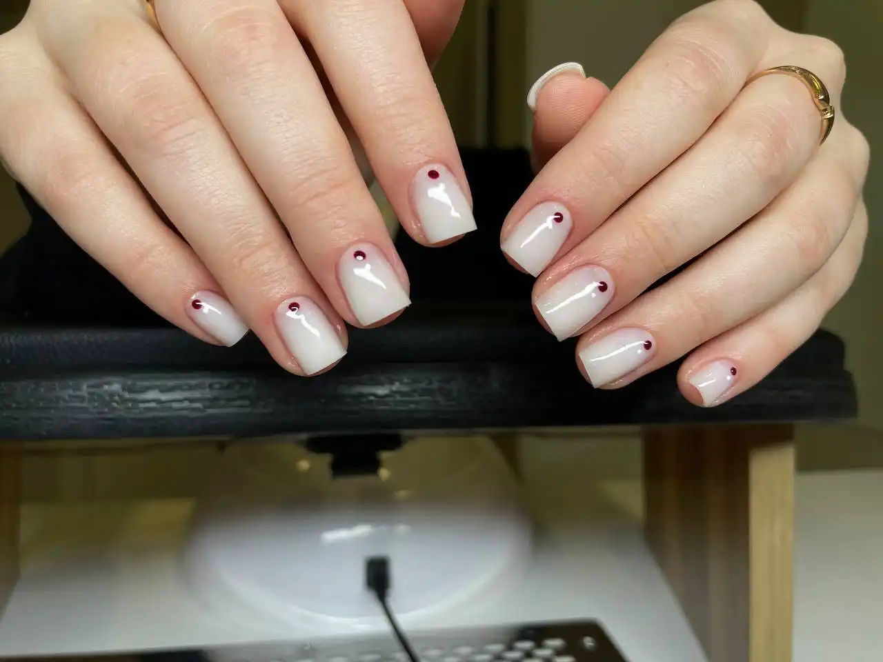 Маникюр от сертифицированного мастера Алины