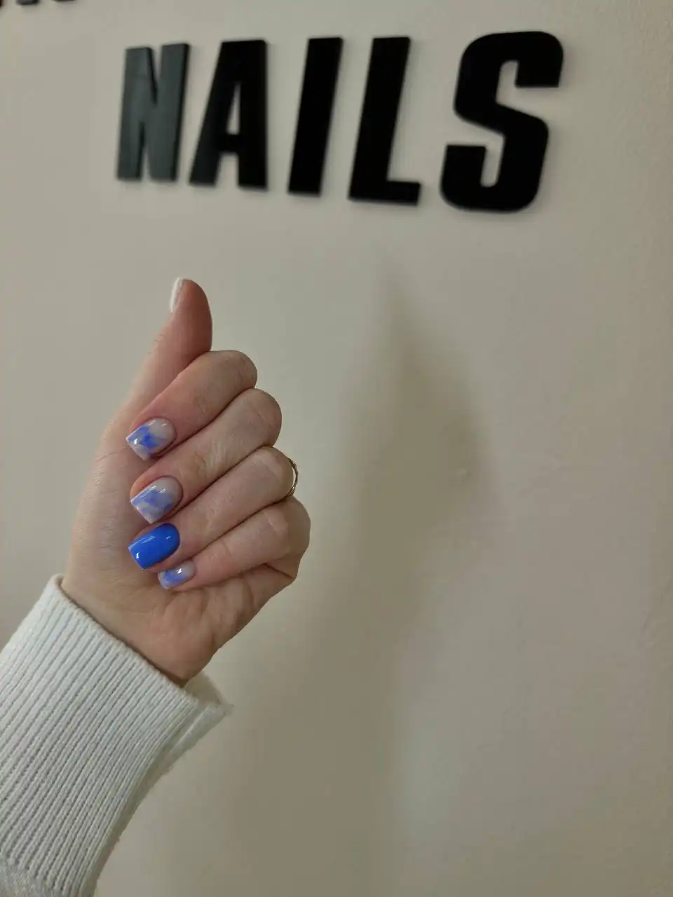 Маникюр и педикюр в студии на пролетарской 131 - Красота (Услуги) в Барнаул