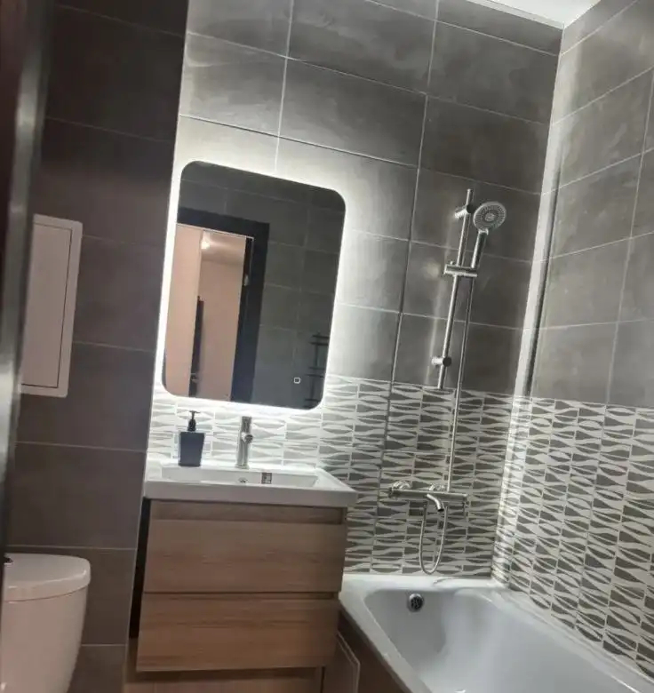 Сдается 1-комнатная квартира в новом доме в центре Барнаула - Аренда квартир (Недвижимость) в Барнаул