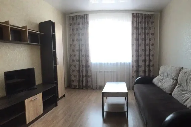 Комната с ремонтом в центре города Барнаул - Аренда комнат в Барнаул