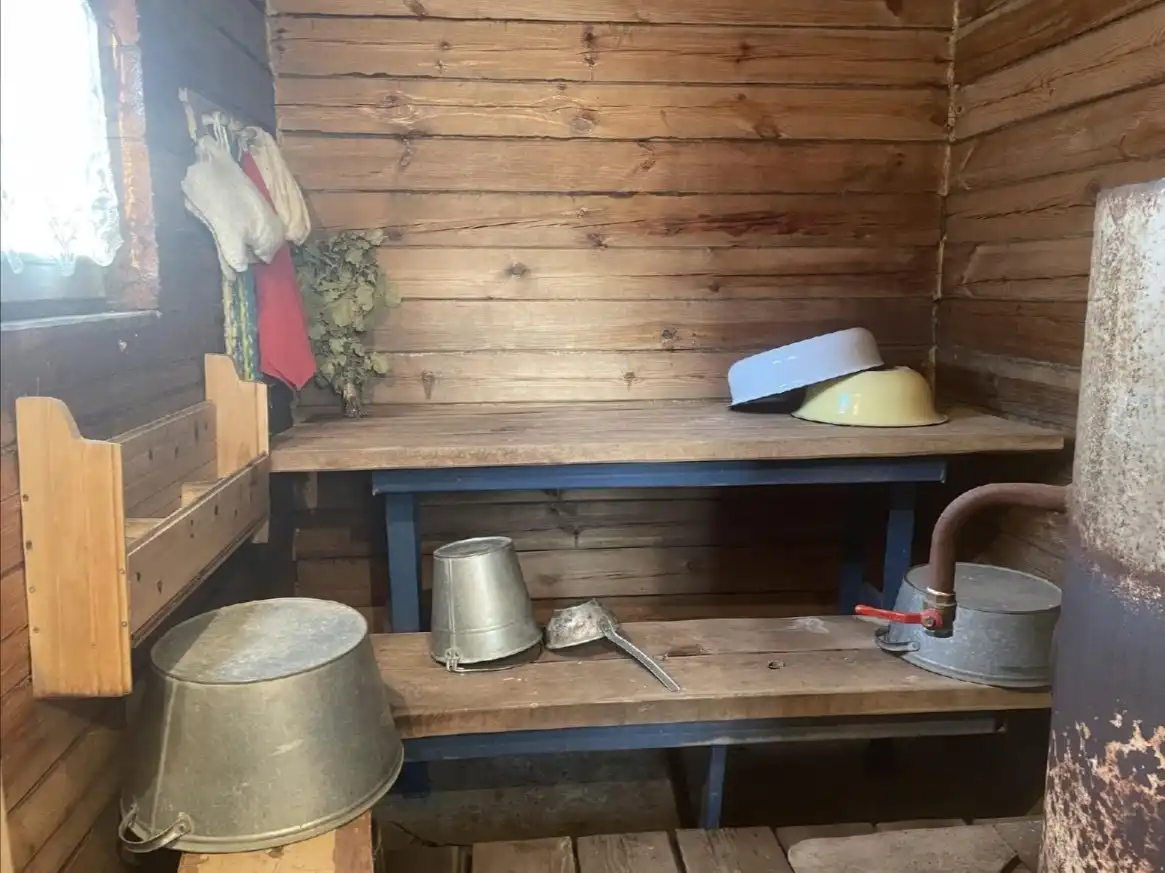 Сдается благоустроенный 2х комнатный дом в центре города - Аренда домов (Недвижимость) в Барнаул