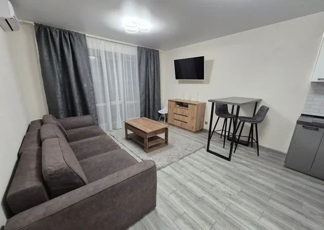 Студия 27 кв.м. в новом доме на Власихинской - Аренда домов в Барнаул