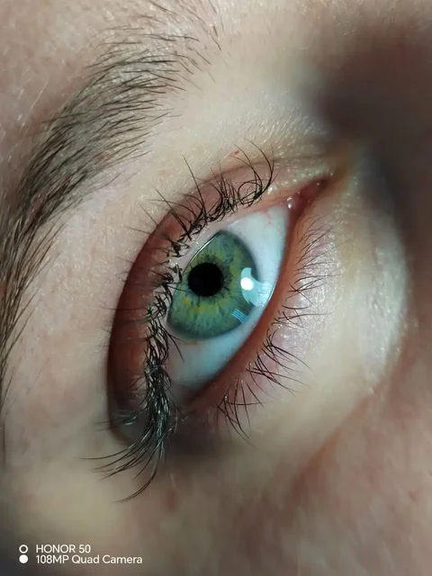 Услуги наращивания и ламинирования ресниц в Барнауле - Йога в Барнаул