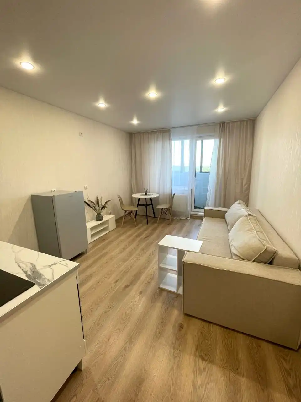 Сдается квартира студия в новом доме в центре Барнаула - Аренда квартир (Недвижимость) в Барнаул