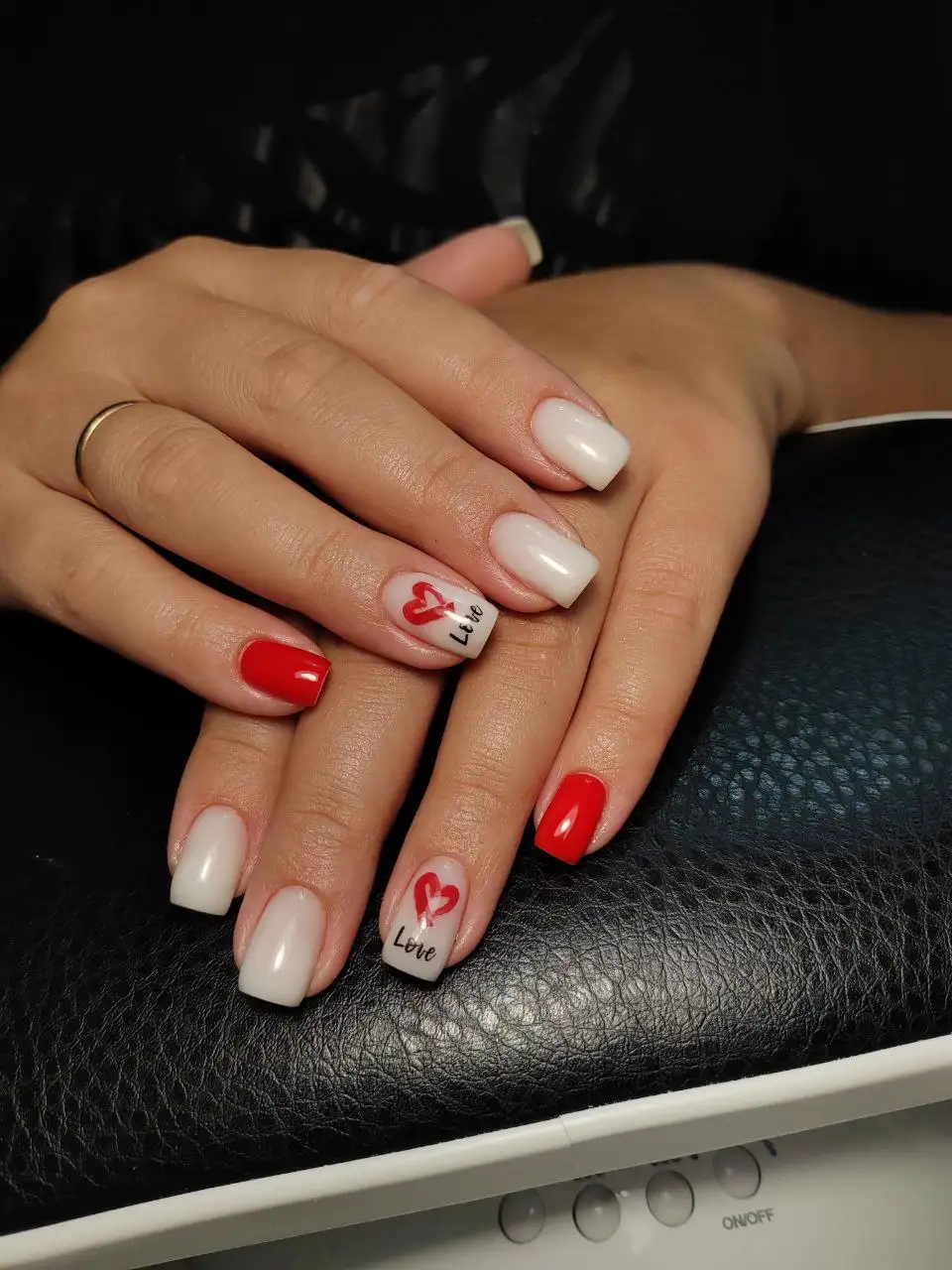 Услуги маникюра от сертифицированного мастера - Маникюр (Услуги) в Барнаул