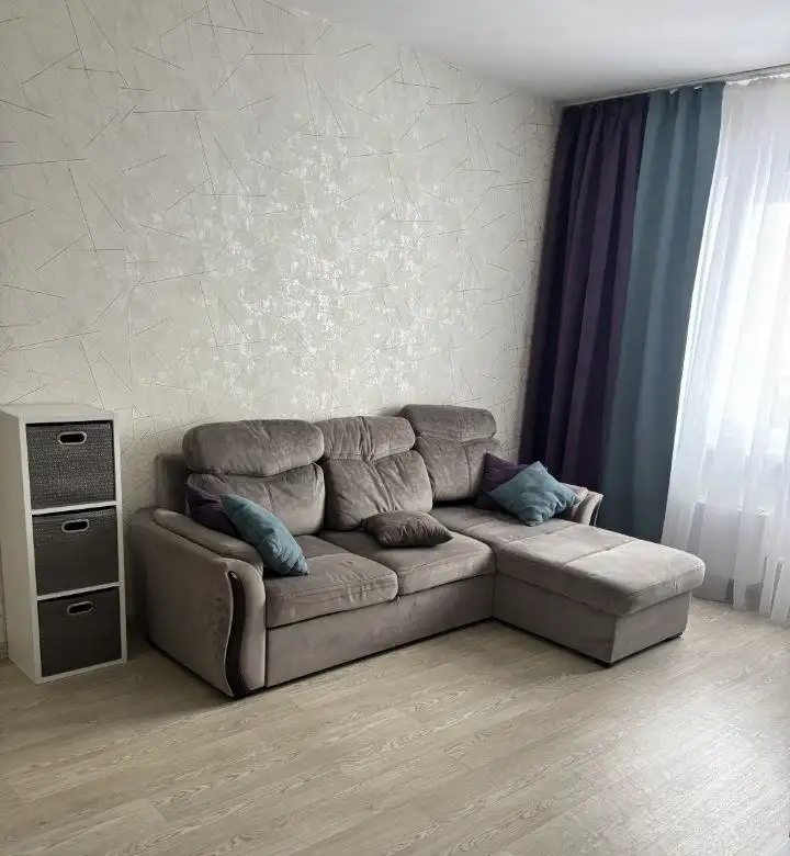 Сдается в аренду 1 комнатная квартира на ул. А.Петрова - Аренда квартир (Недвижимость) в Барнаул