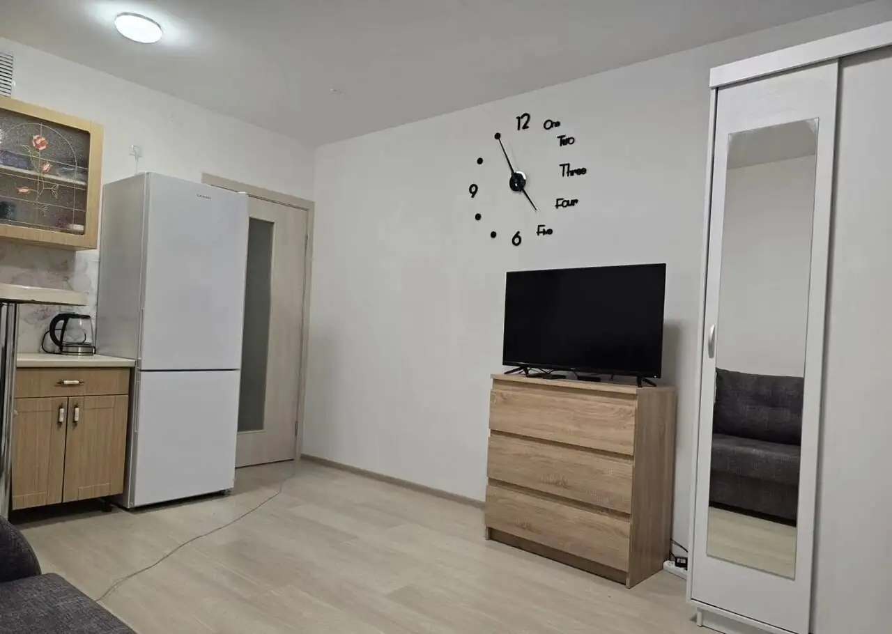 Квартира студия в новом доме на потоке - Квартиры (Недвижимость) в Барнаул