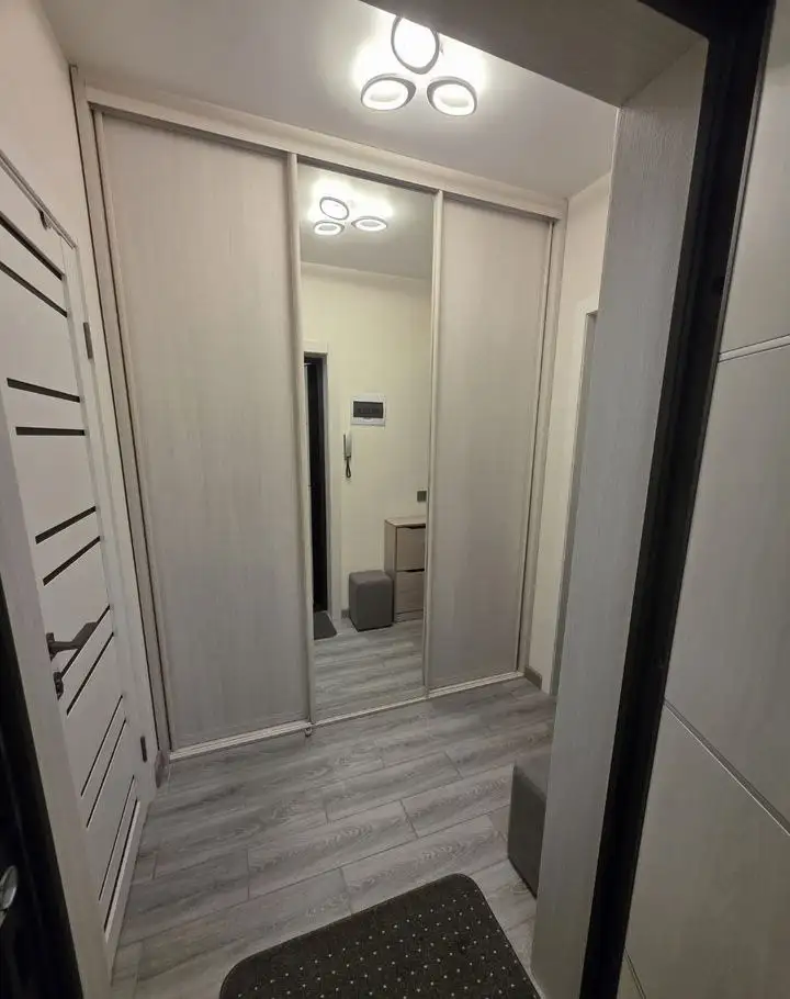 Студия в новом доме с ремонтом и мебелью - Аренда квартир (Недвижимость) в Барнаул