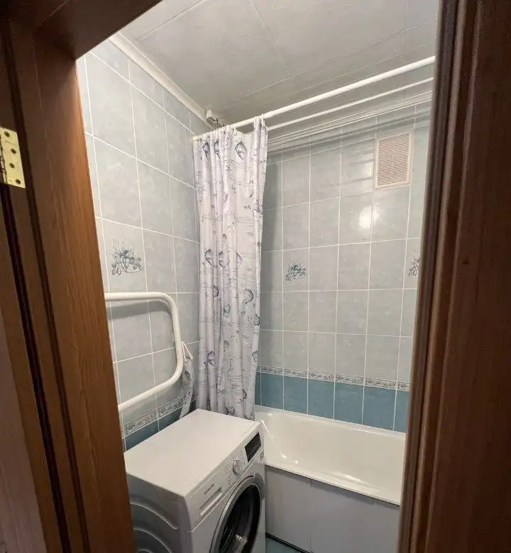 Сдается комната в центре Барнаула - Аренда жилья (Недвижимость) в Барнаул