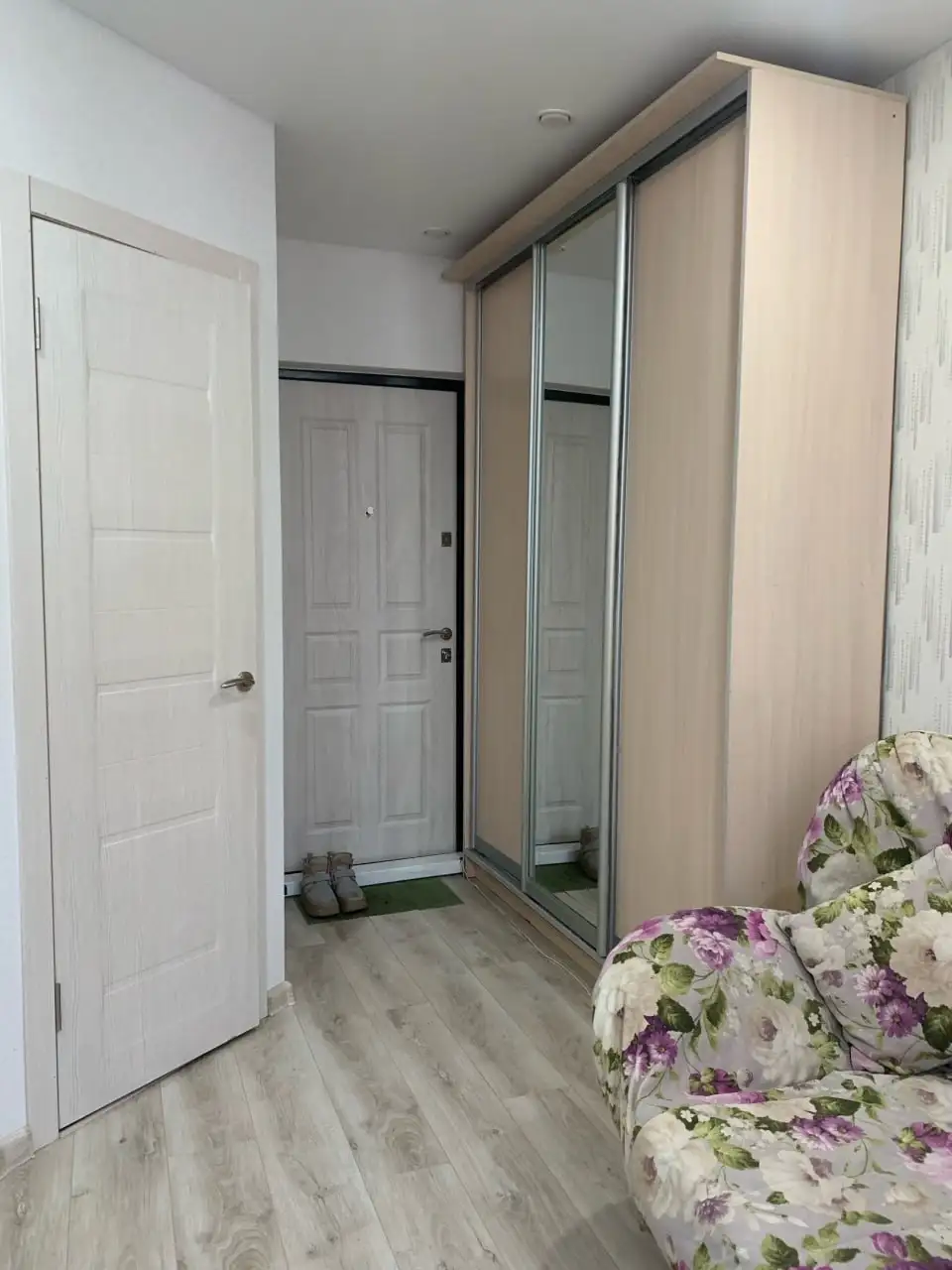 Студия в центре с ремонтом и мебелью - Аренда квартир (Недвижимость) в Барнаул