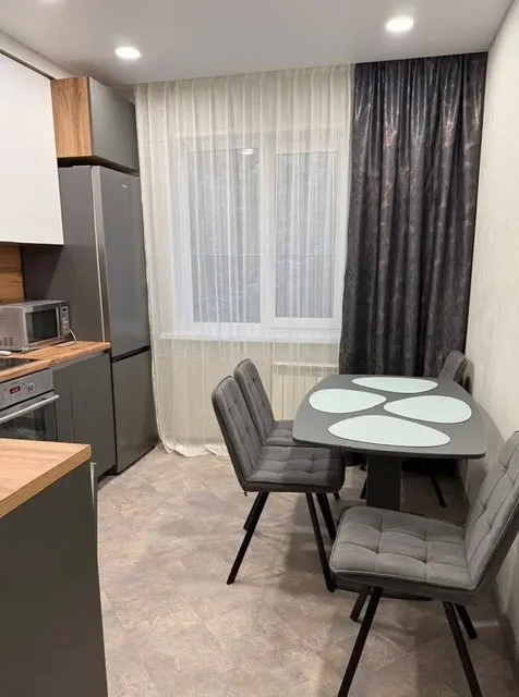 Сдается 2-комнатная квартира в новом доме - частное объявление в Барнаул