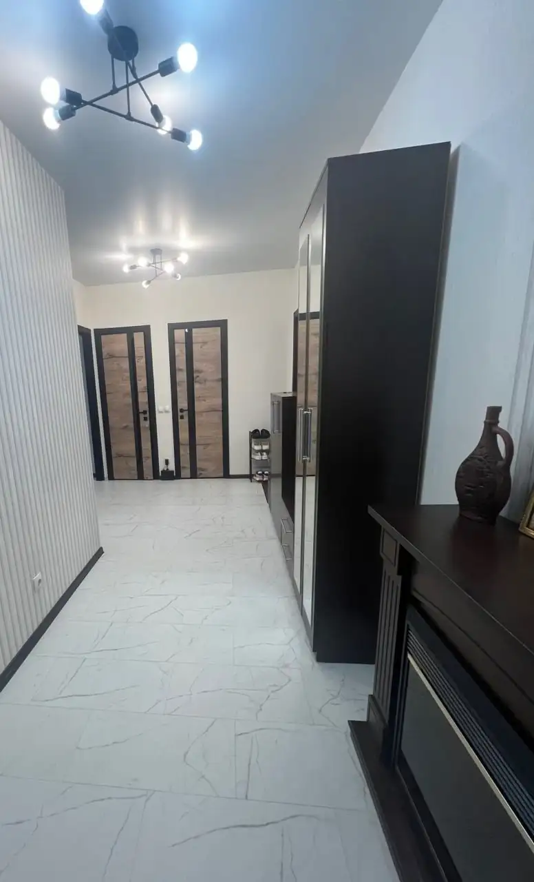 Сдается 2х комнатная квартира в новом доме в центре - Квартиры (аренда) (Недвижимость) в Барнаул