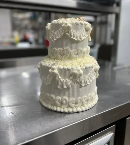 Заказ тортов на торжества - Услуги в Москва