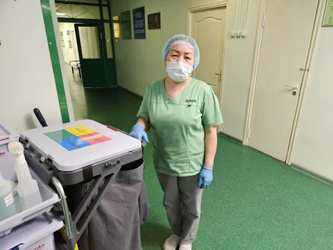 Вакансия уборщицы в больнице в Москве - Водитель в Москва