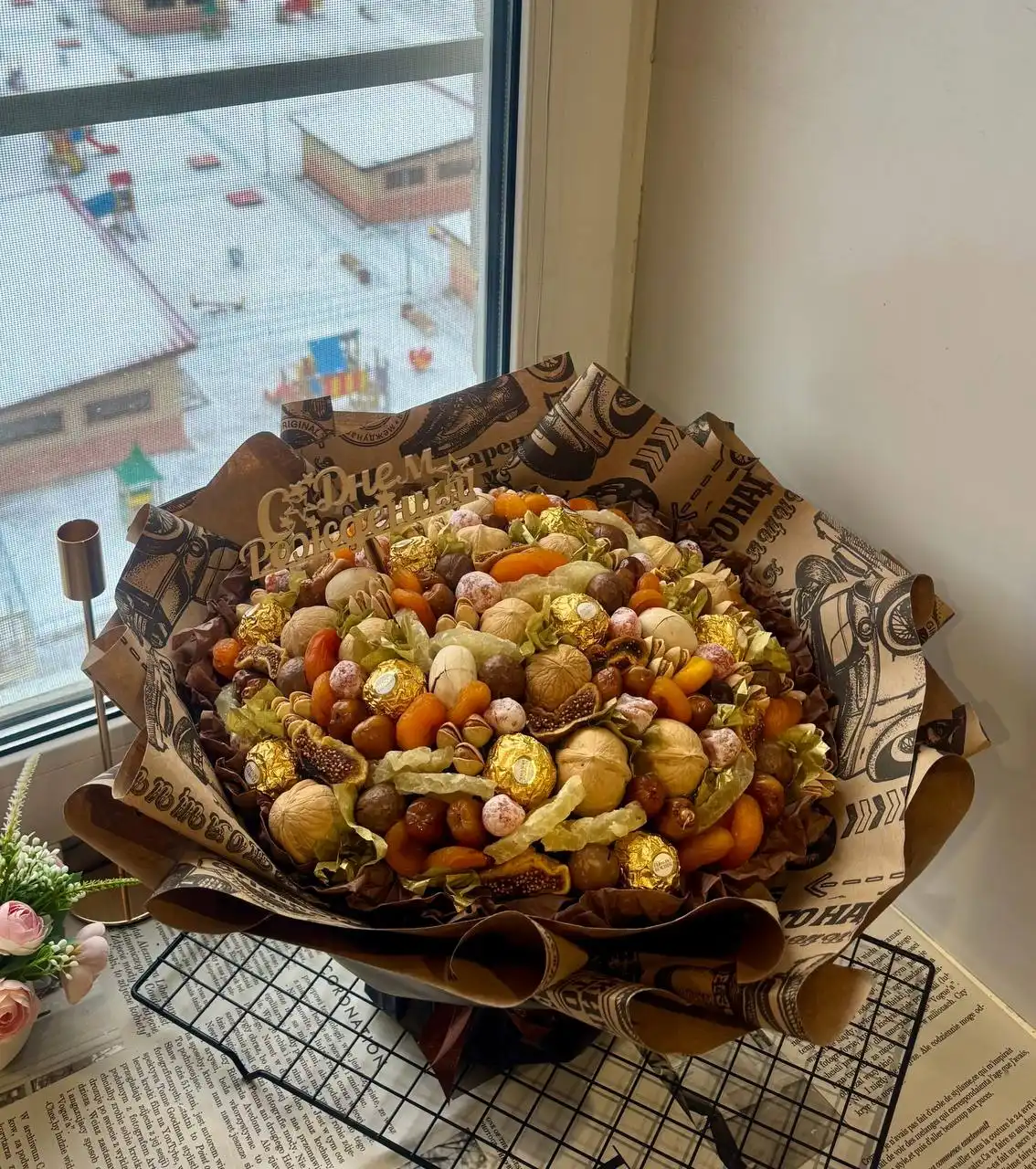Мужские букеты из орешков и сухофруктов на 23 февраля