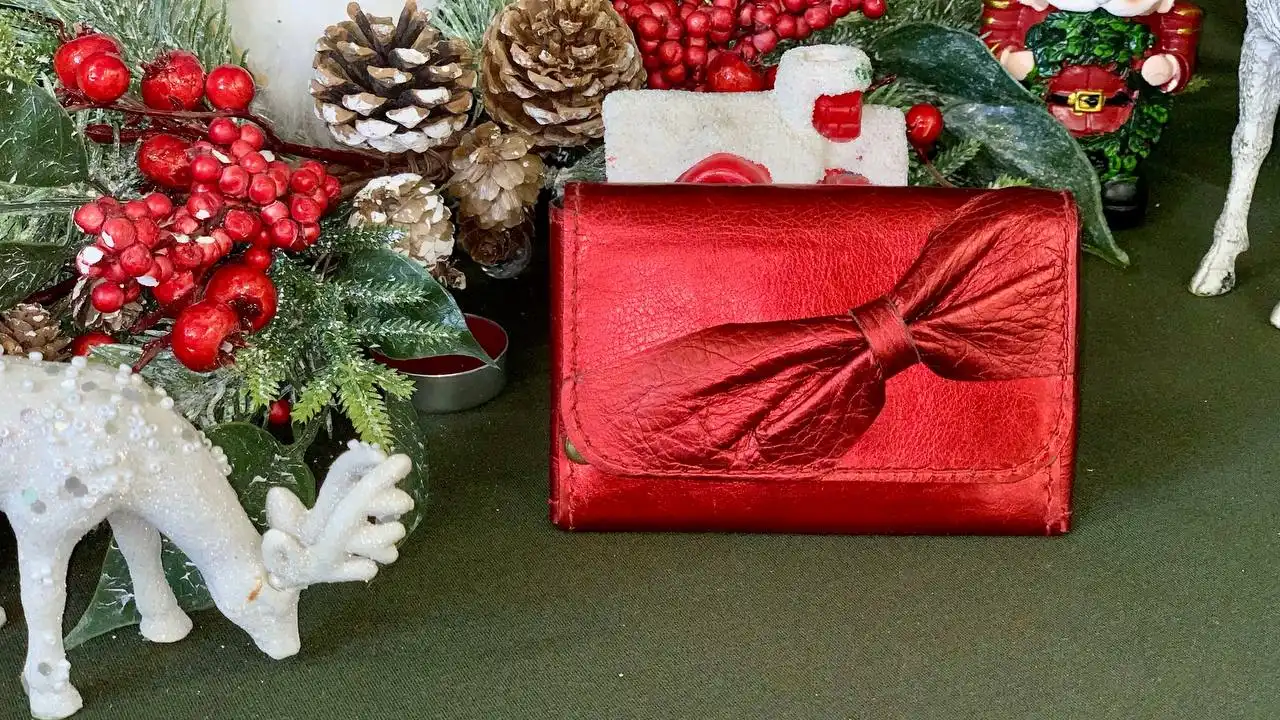 Изделия из натуральной кожи ручной работы в Ставрополе - Рукоделие (Хобби и отдых) в Ставрополь