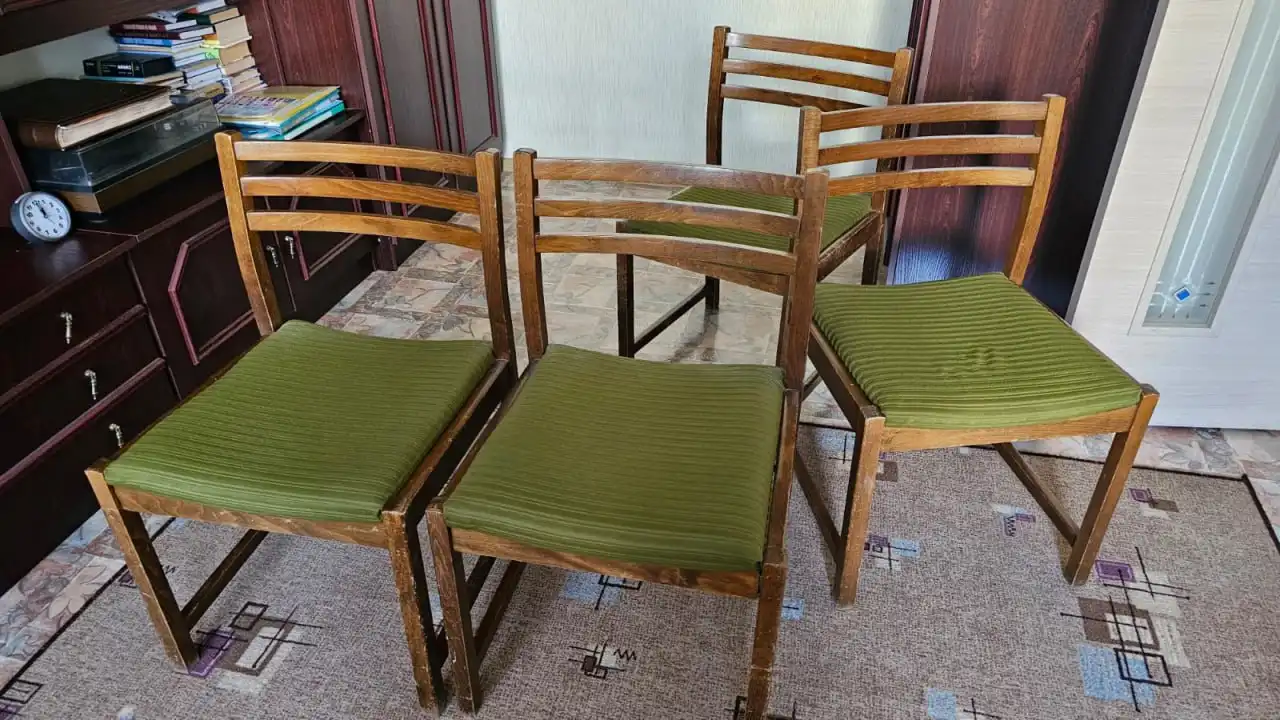 Винтажные деревянные стулья Чехословакия - Мебель (Для дома и дачи) в Ставрополь