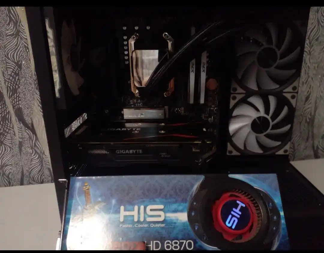 Продам видеокарту AMD Radeon HD6870 - Электроника в Уфа