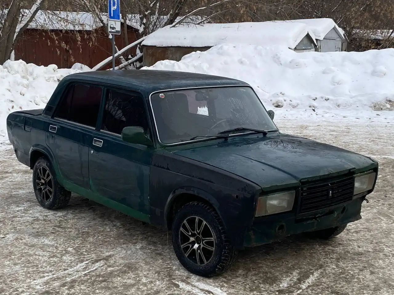 ВАЗ 2107 2005 года с карбюратором 1.5л