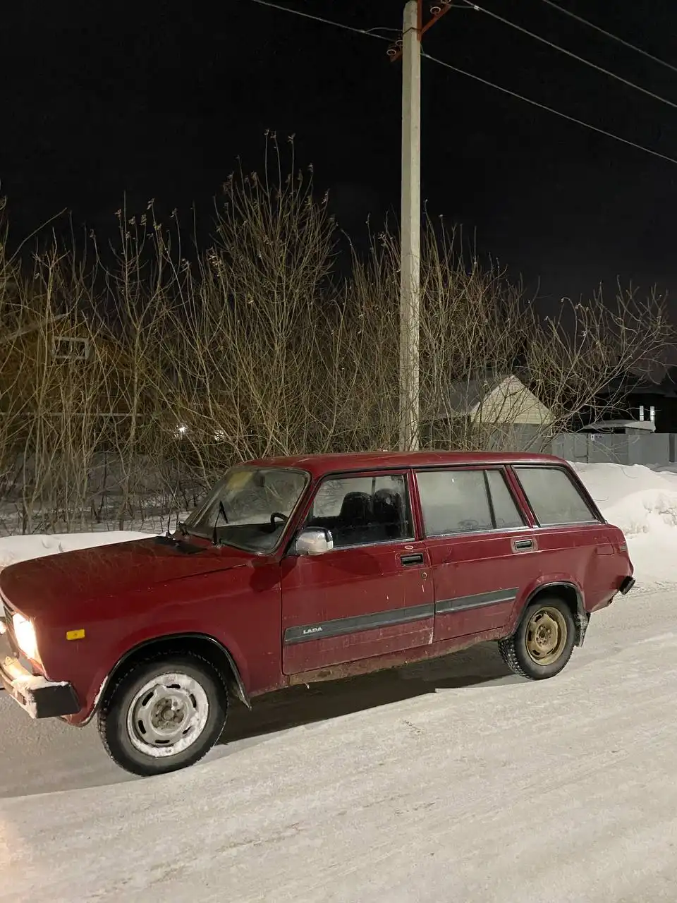 Продажа автомобиля ВАЗ 2104 1998 года