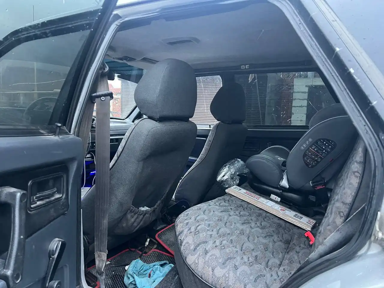 Автомобиль 2002 года инжектор