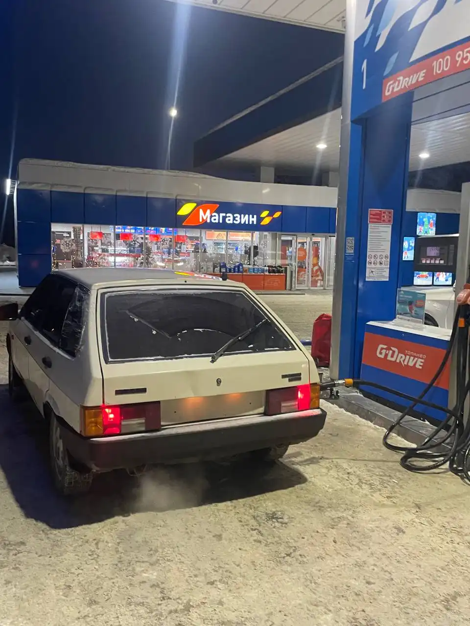 ВАЗ 2109 1995 года с капитальным ремонтом двигателя