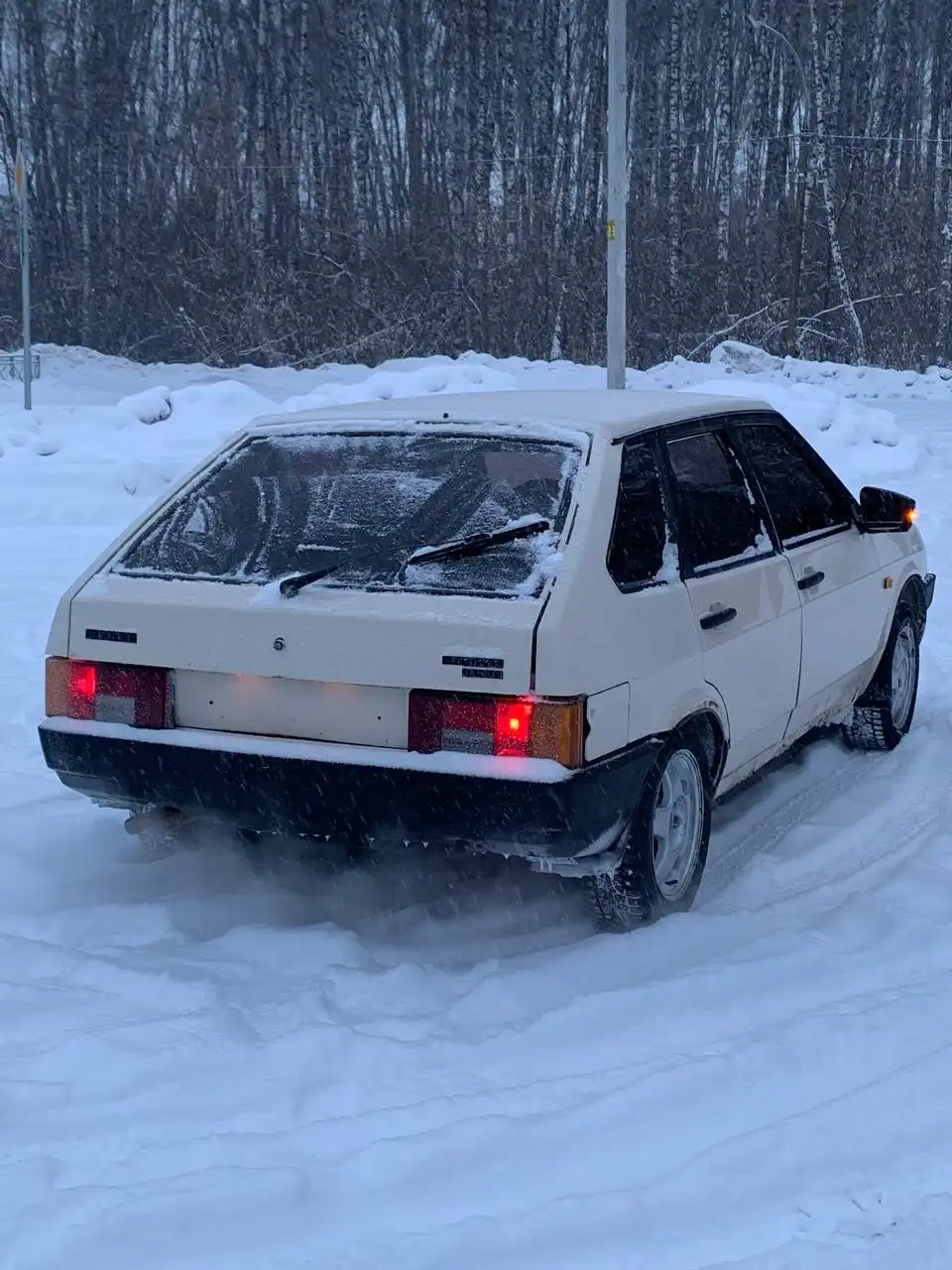 Продажа ВАЗ 2109 1995 года выпуска