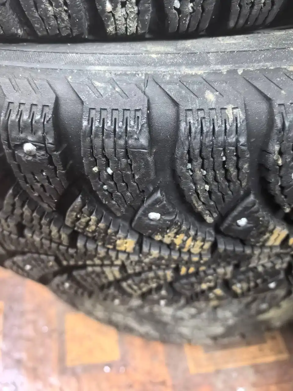 Продажа резины 195/60 R15