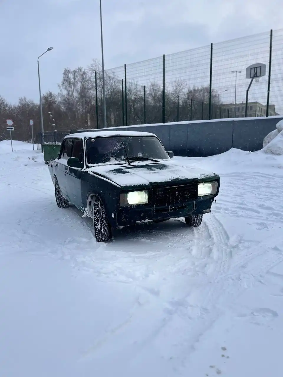 Продажа ВАЗ 2107 карбюратор