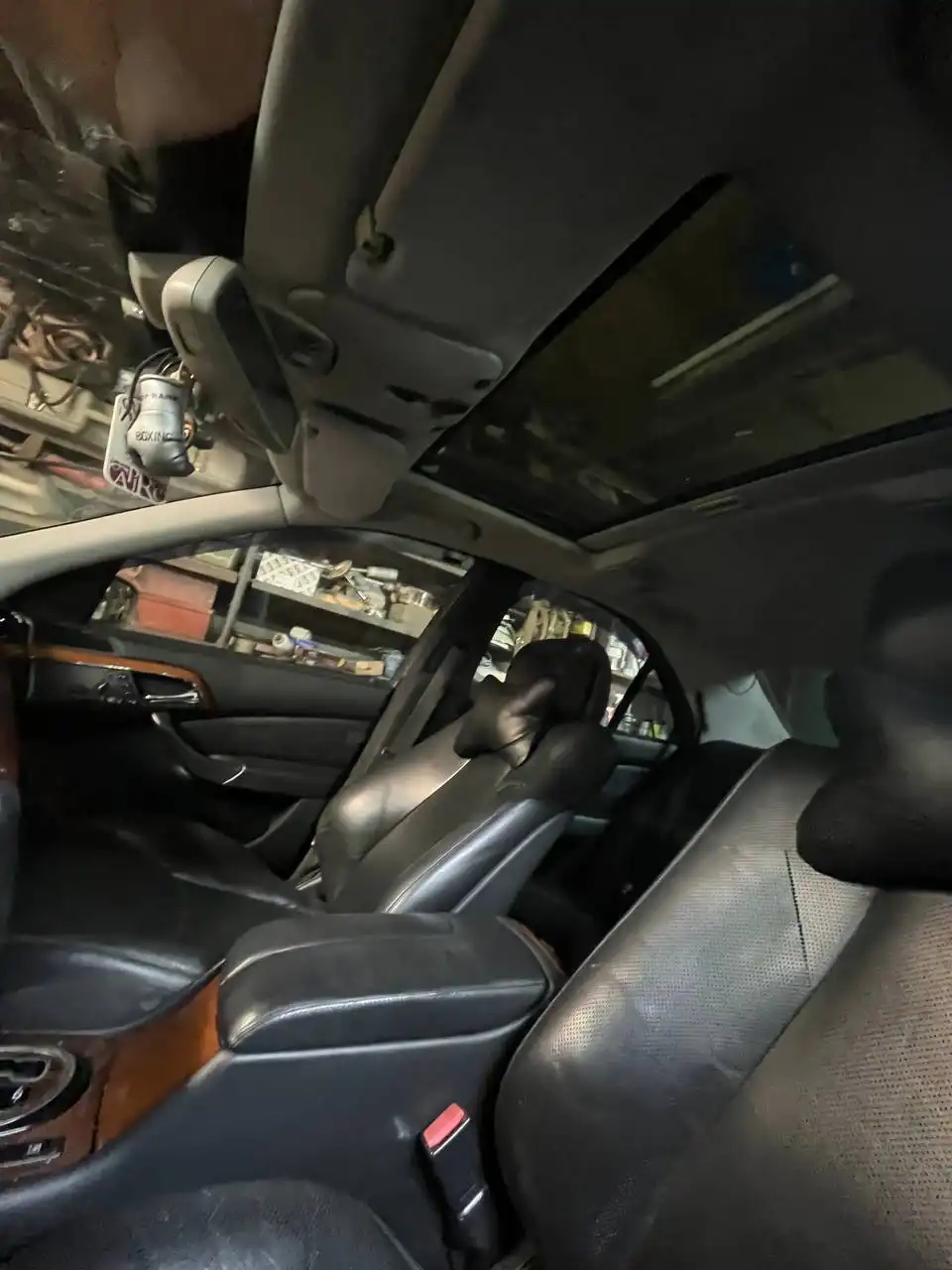 Продажа автомобиля 220 3.2