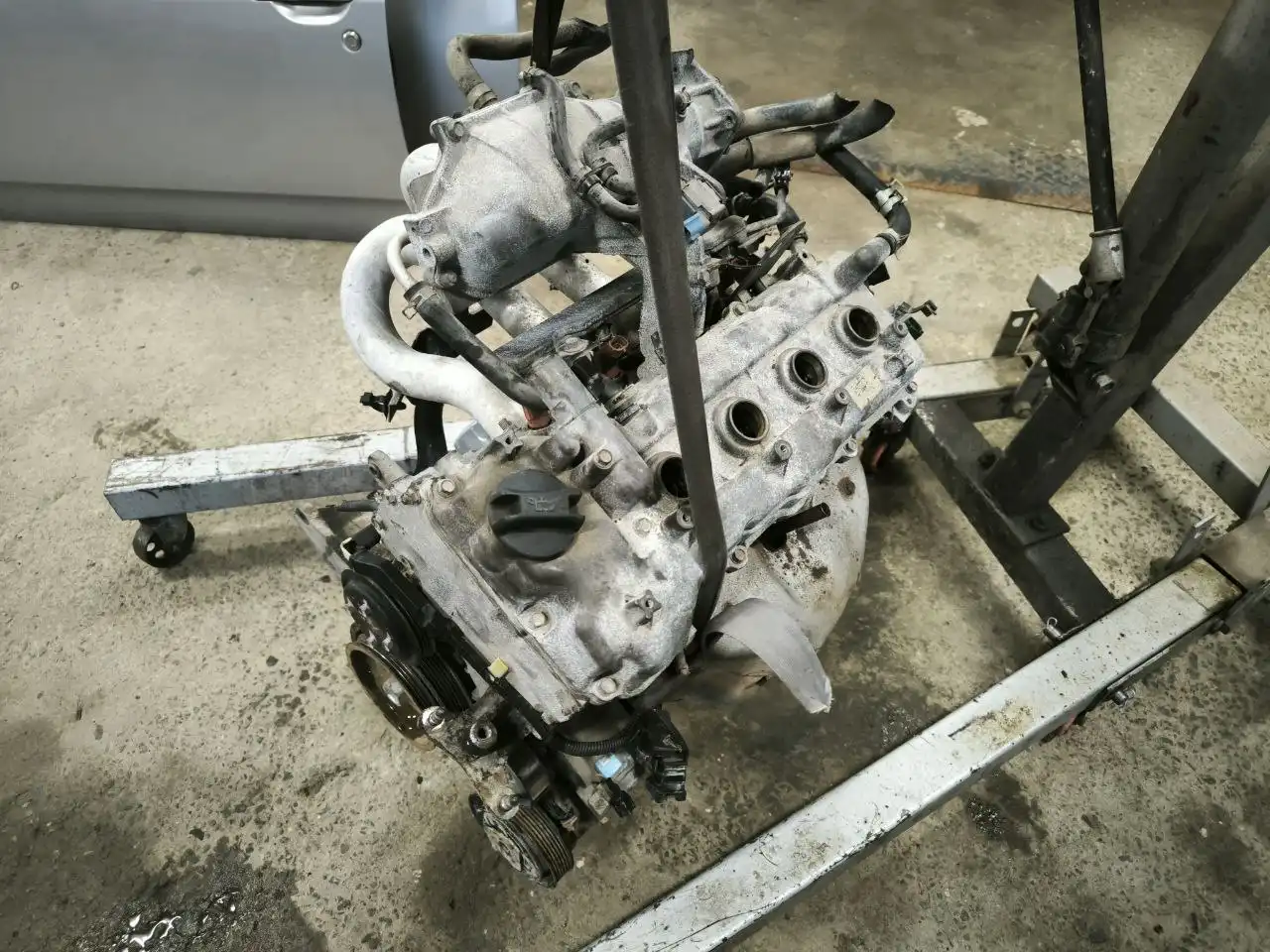 Продается двигатель QG15DE рест для электро дросселя