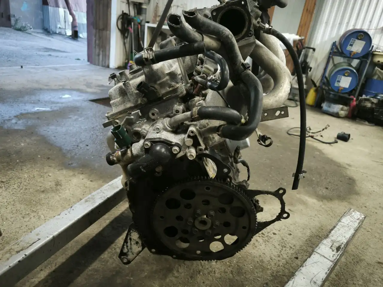 Продается двигатель QG15DE рест для электро дросселя