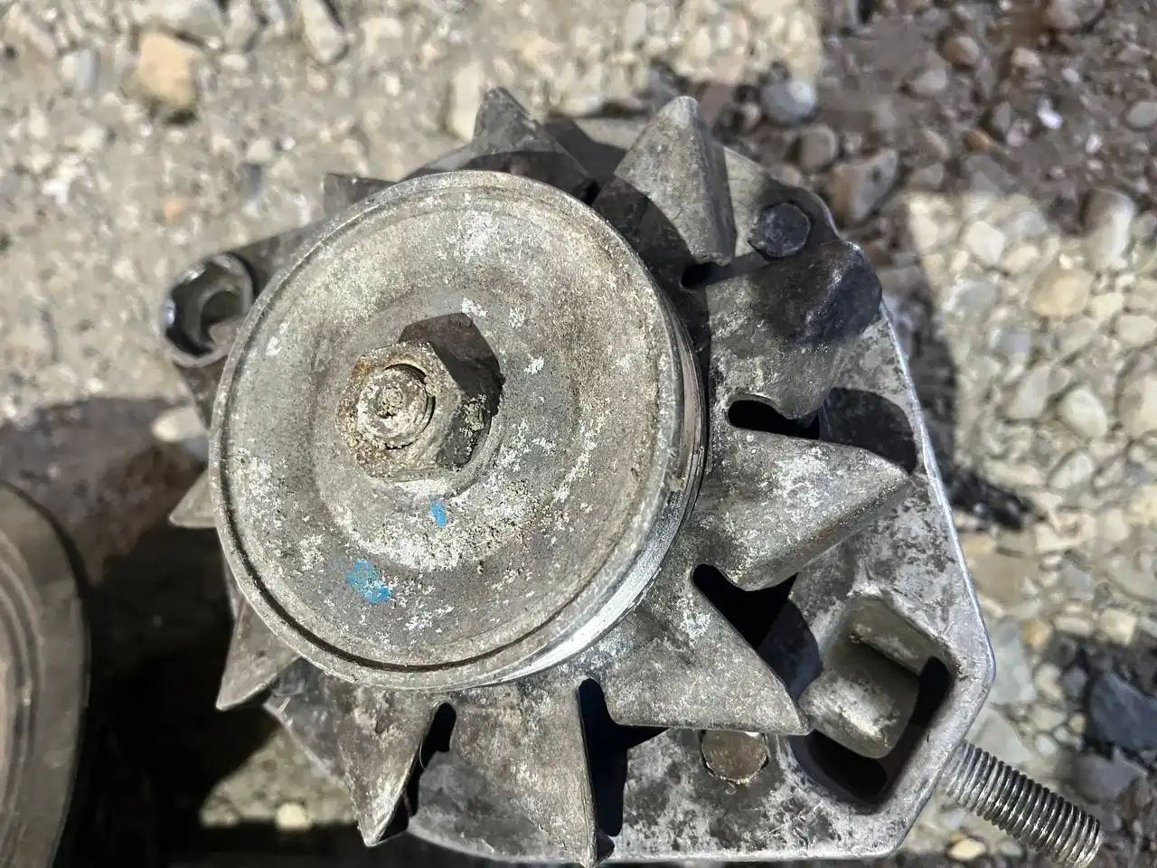 Продажа автозапчастей: блок, гена, приборка, балка