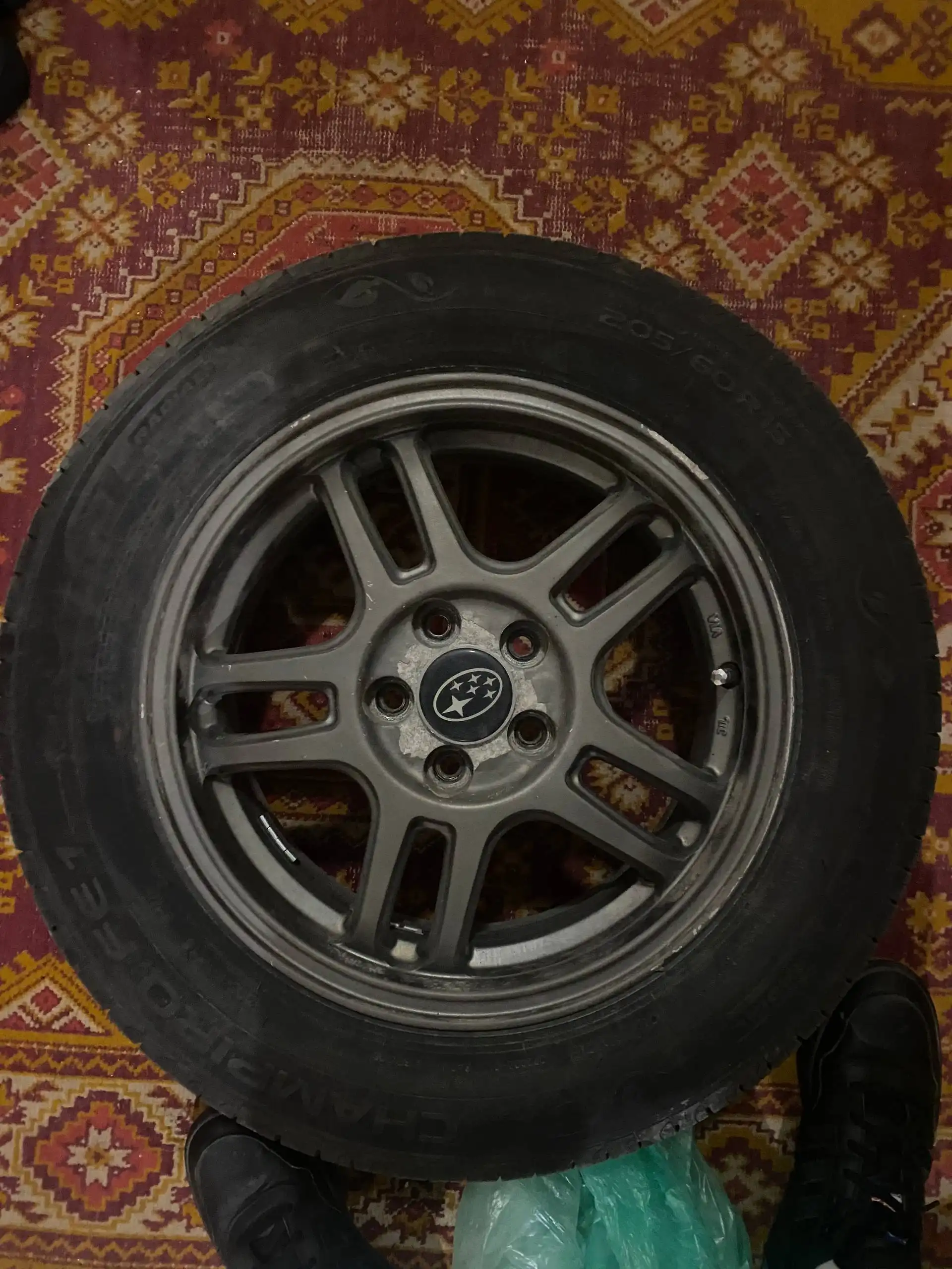 Комплект летних колес 205/60 R15 для Subaru Legacy - Колеса и диски (Запчасти) в Новосибирск